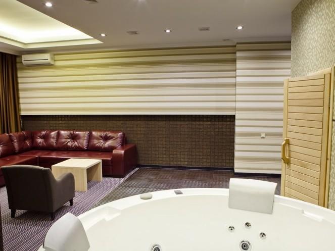 Kiroff Hotel Harkov Kültér fotó