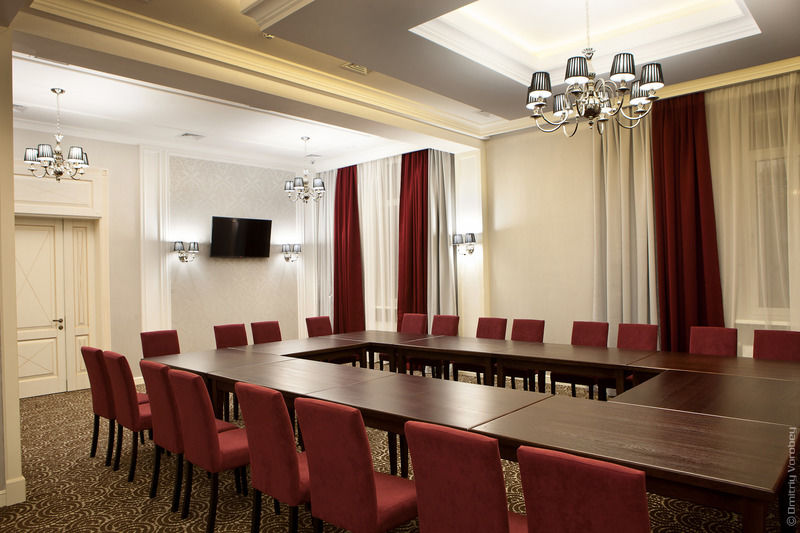 Kiroff Hotel Harkov Kültér fotó