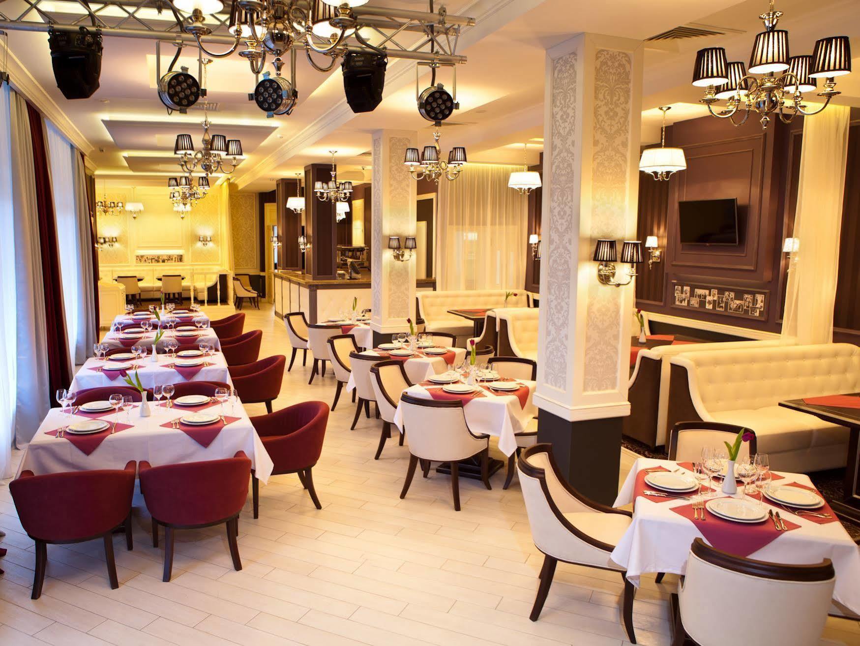Kiroff Hotel Harkov Kültér fotó