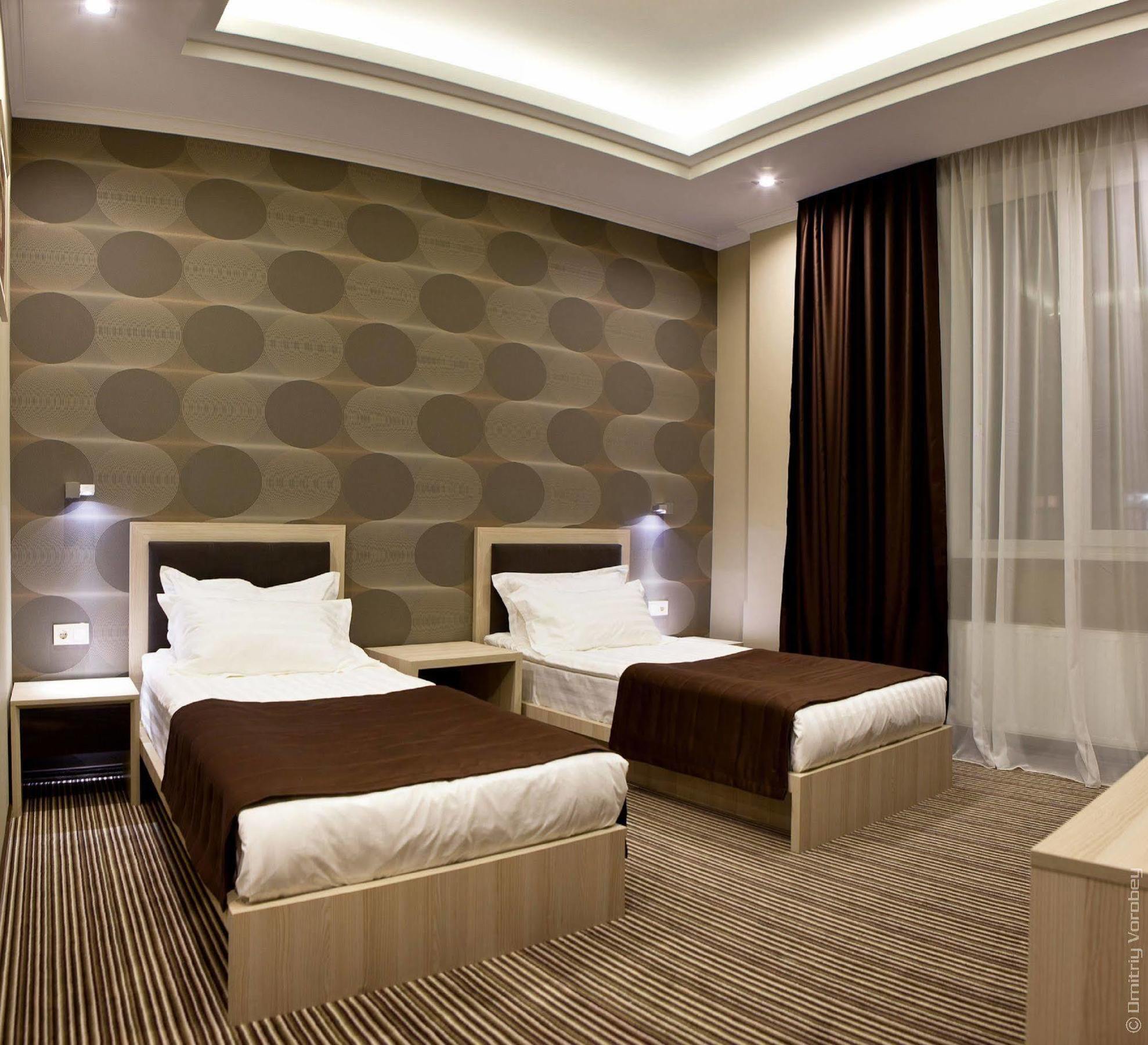 Kiroff Hotel Harkov Kültér fotó